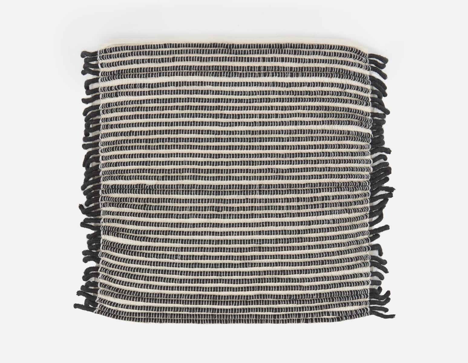 ISABELA - coussin de sol 50x50x10cm - Noir