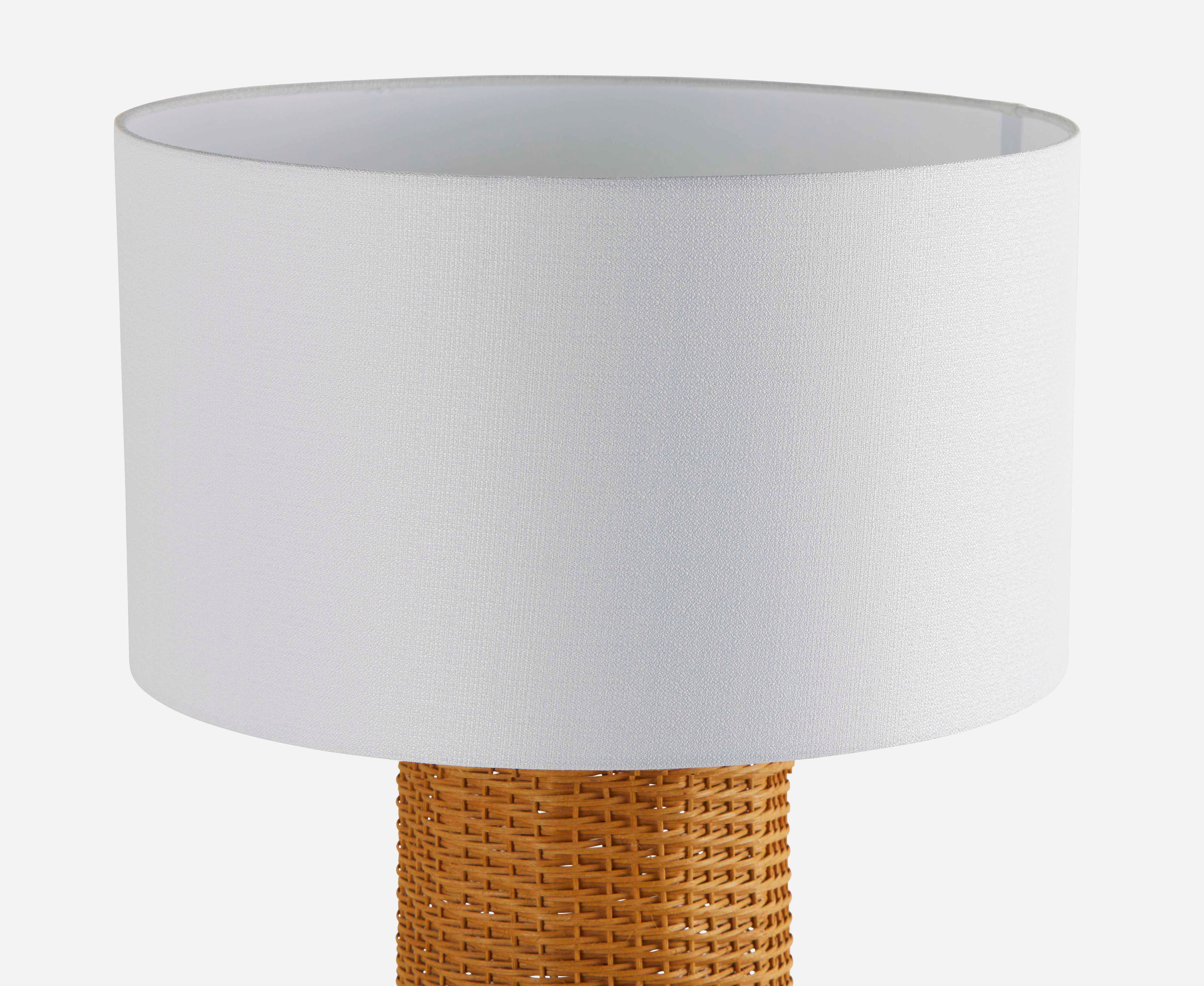 TANAKE lampe de table en rotin 69cm haut undefined