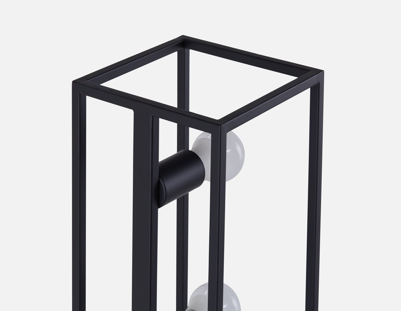 KIRUN lampe sur pied 100 cm haut. undefined