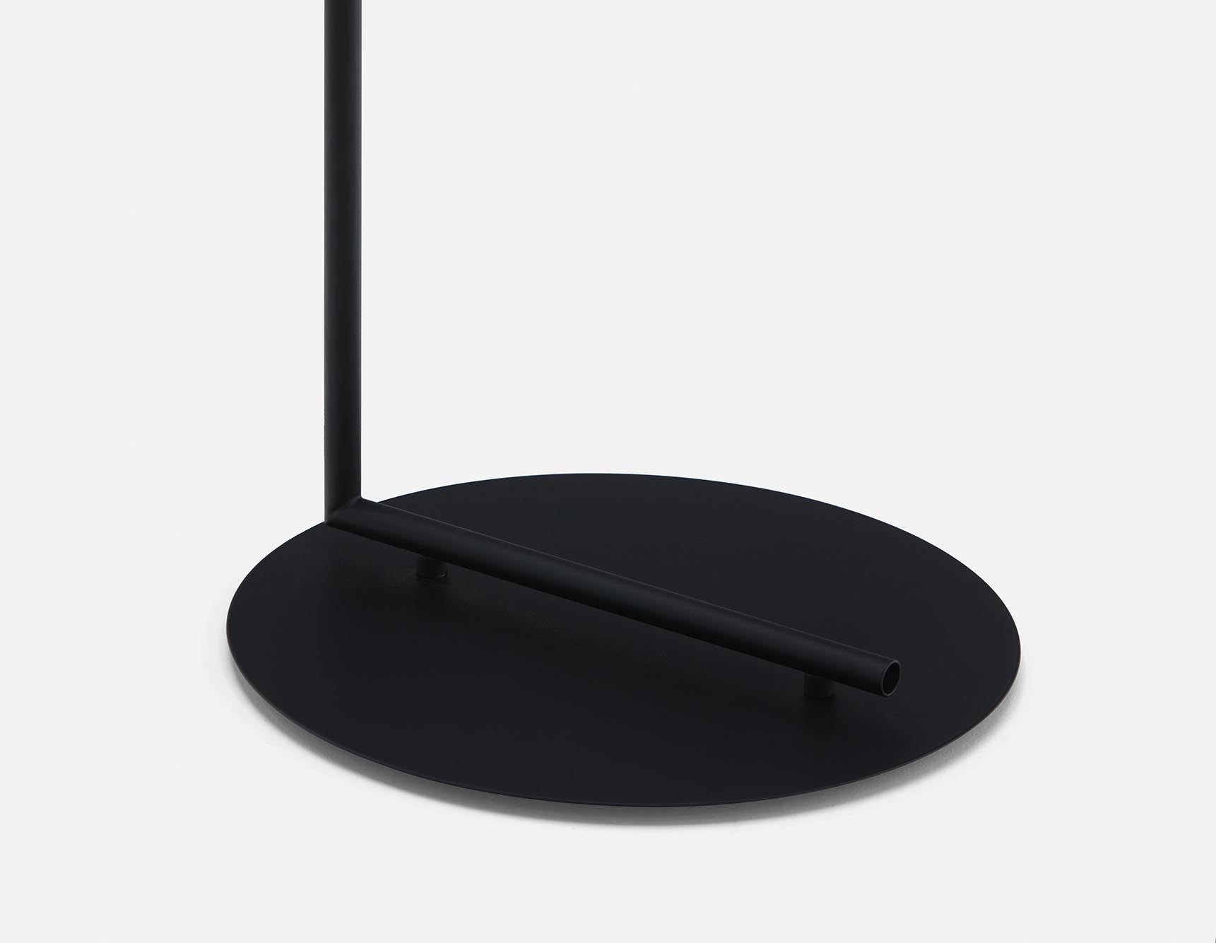 BALLA lampe sur pied 165 cm haut. undefined
