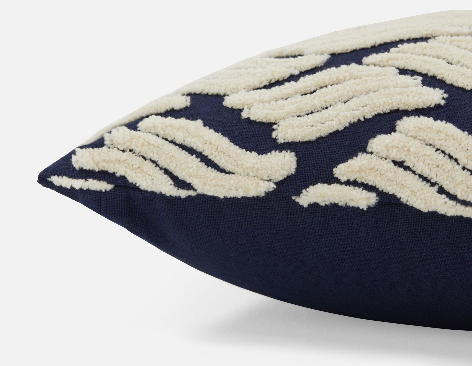 DEFNE coussin 45cm x 45cm undefined
