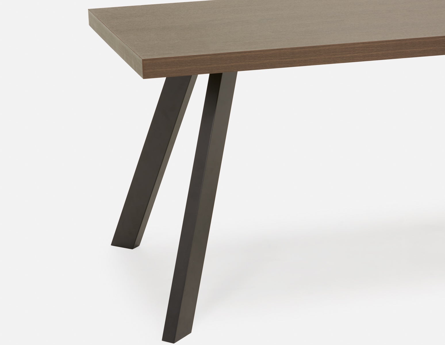 OZZY table de salle à manger contemporaine 140 cm undefined