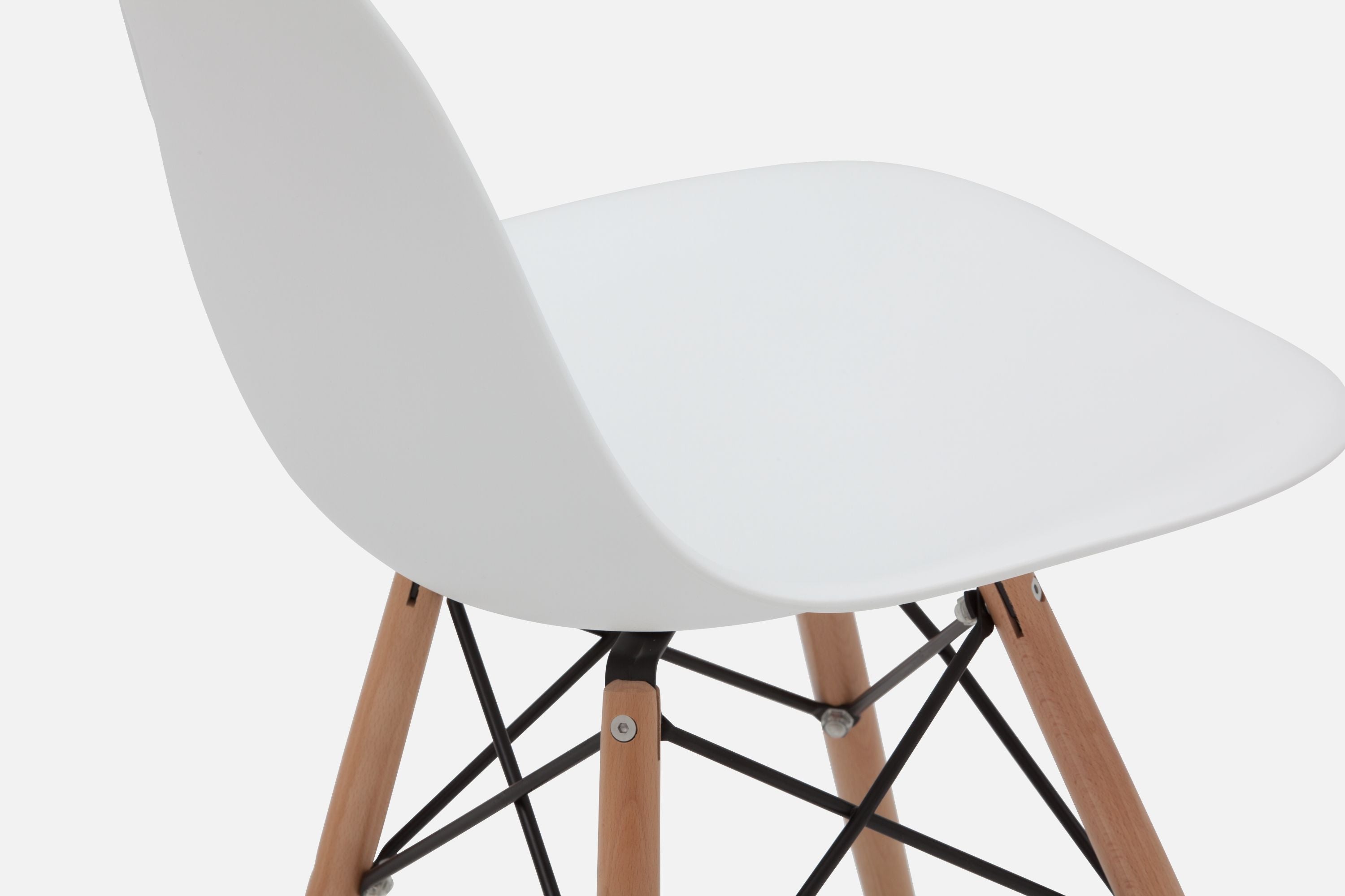 EIFFEL chaise avec base en bois d'hêtre massif moderne du milieu du siècle undefined