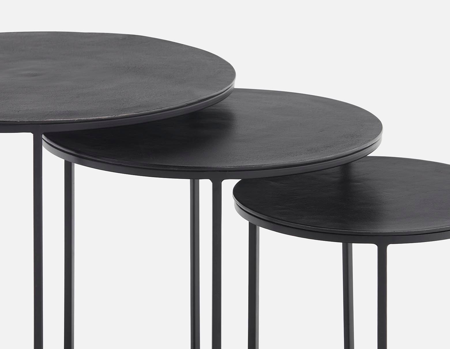 ALMATY ensemble de 3 tables gigognes em aluminium et en fer undefined