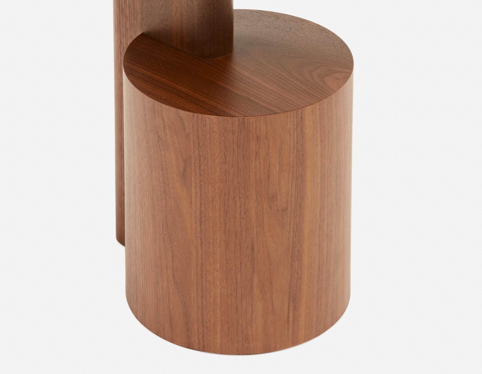 MARCUS table d'appoint moderne contemporaine undefined