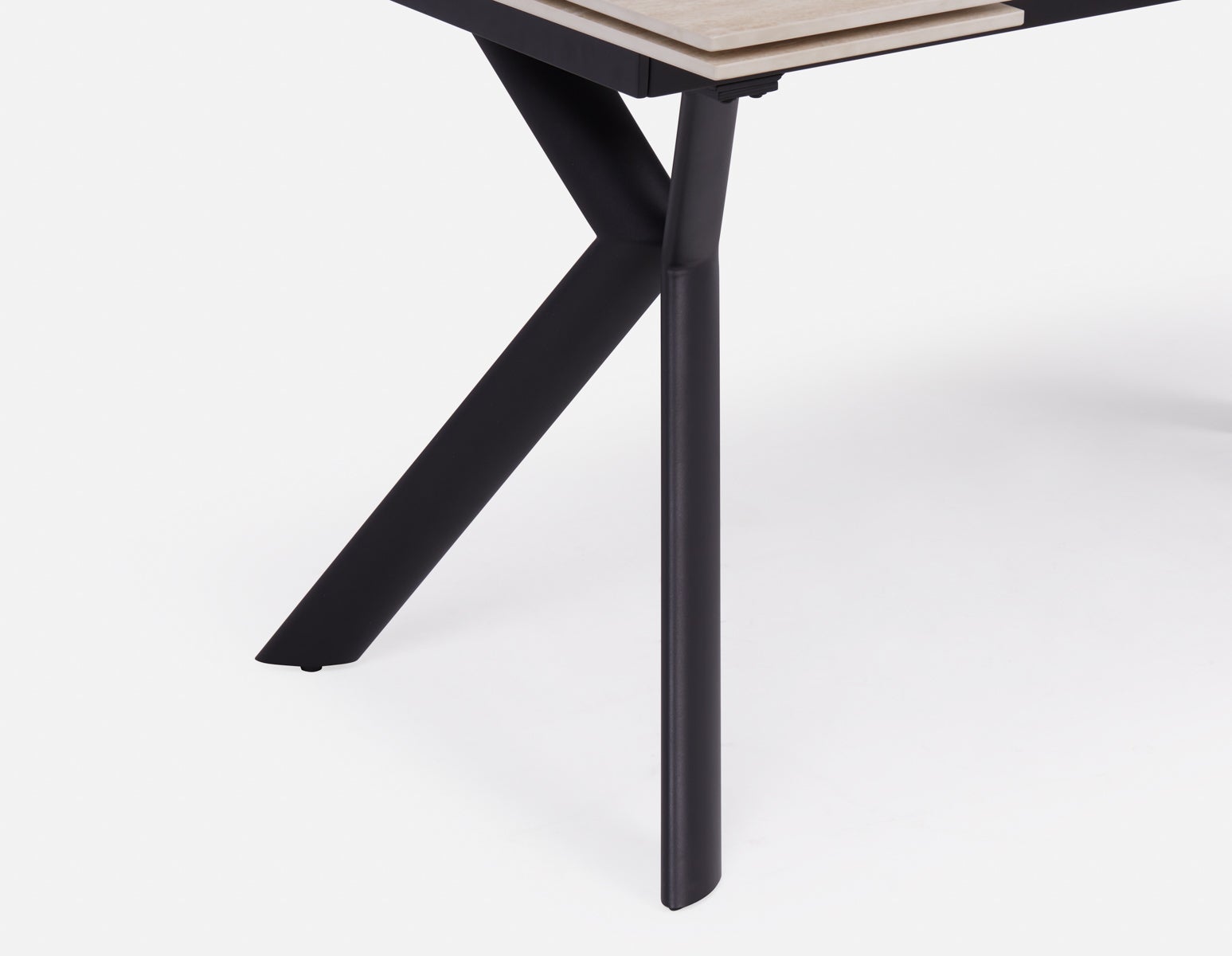 WILLMA table à rallonges moderne 140cm à 200cm undefined