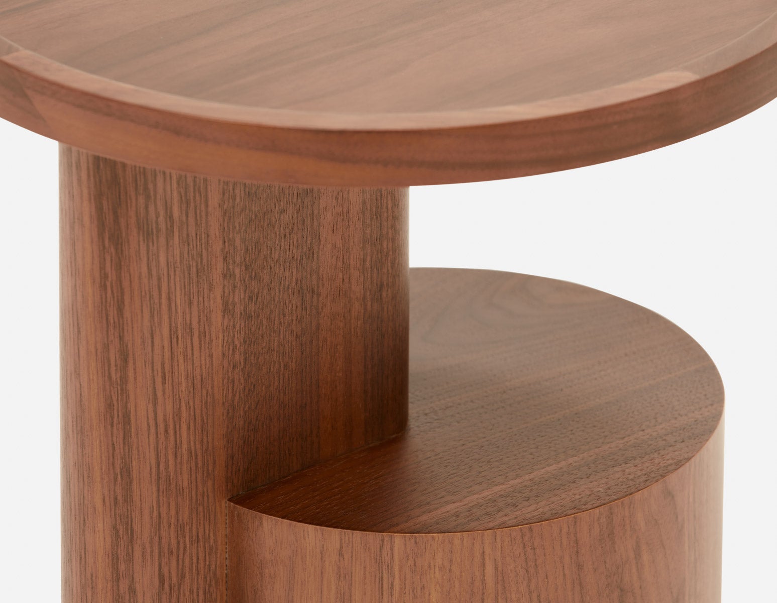 MARCUS table d'appoint moderne contemporaine undefined