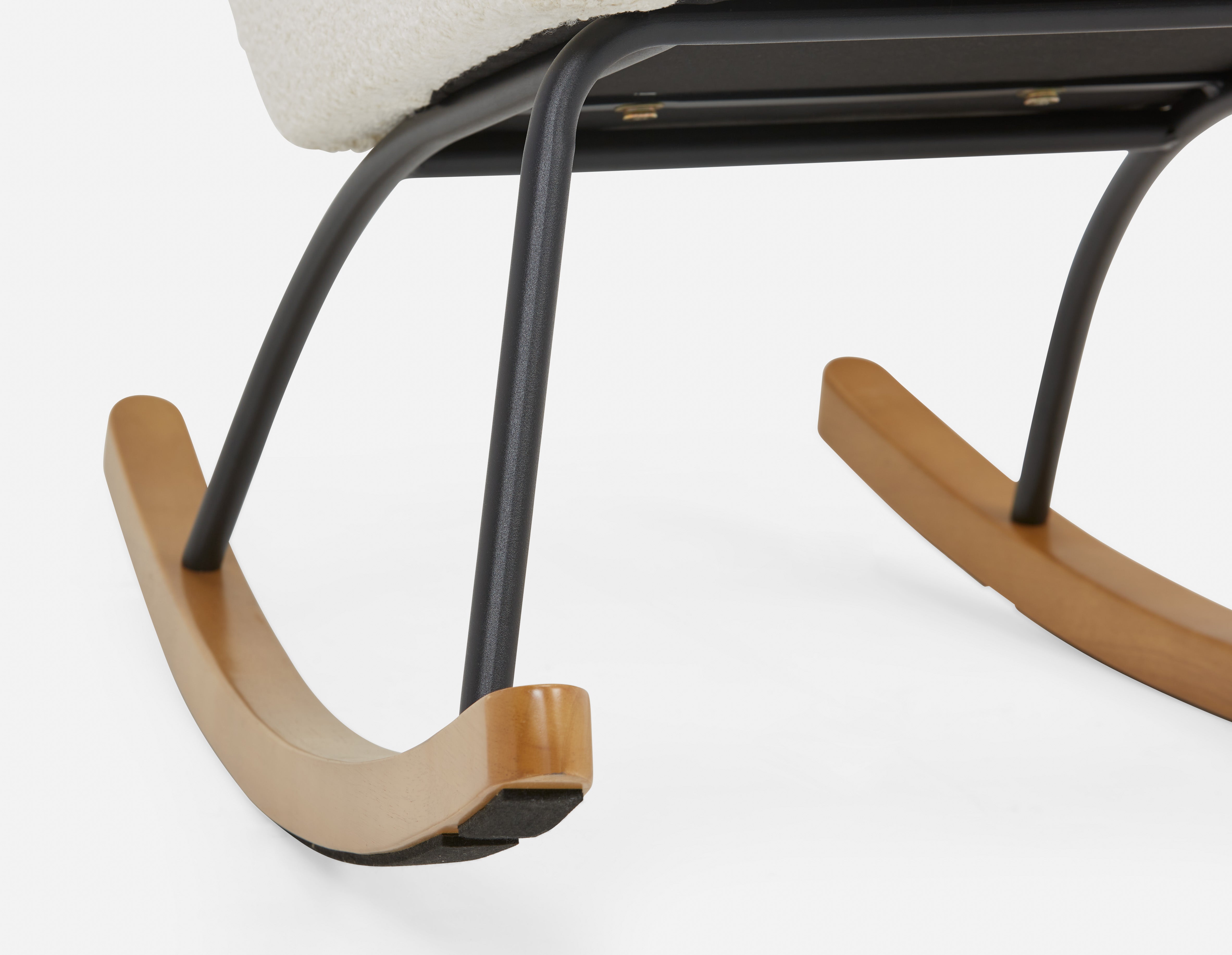 GUYAN fauteuil berçant en fausse laine de mouton undefined