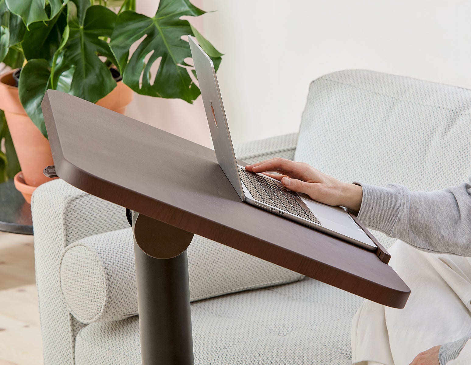 LILY bureau portatif ajustable undefined