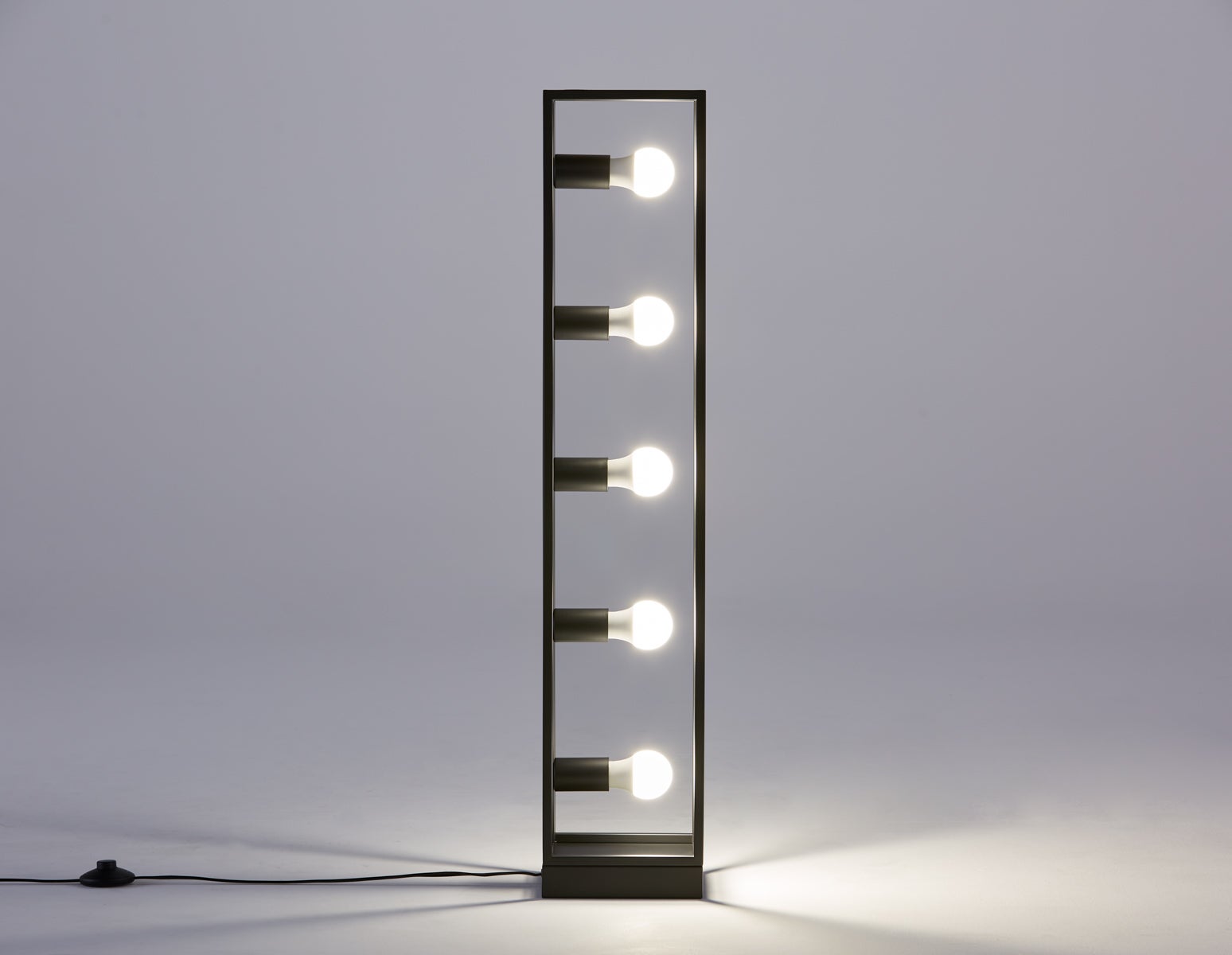 KIRUN lampe sur pied 100 cm haut. undefined