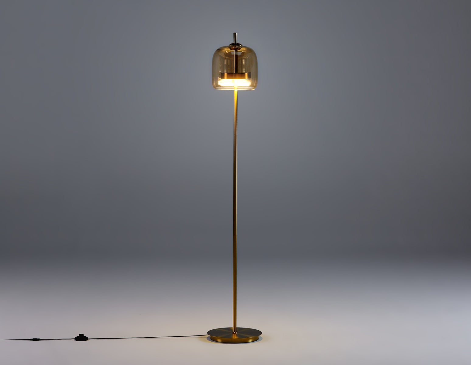TRUDY lampe sur pied 155 cm haut. undefined