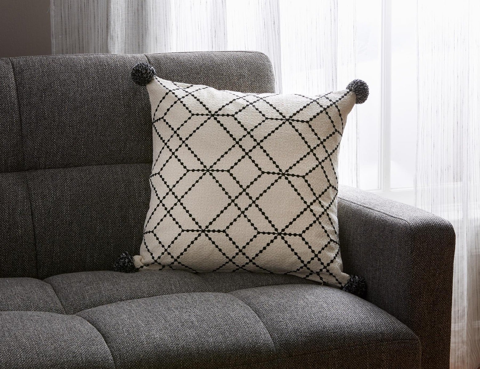 ALO coussin 45cm x 45cm undefined