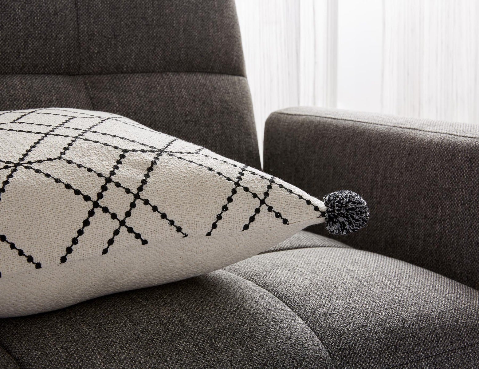 ALO coussin 45cm x 45cm undefined