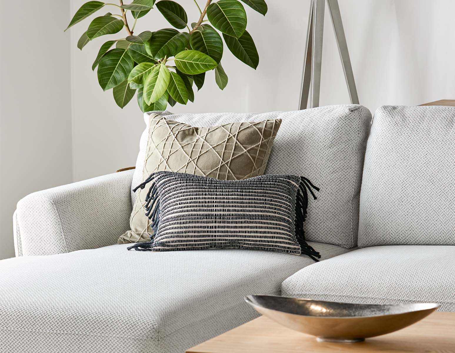 ISABELA coussin 50cm x 35cm undefined