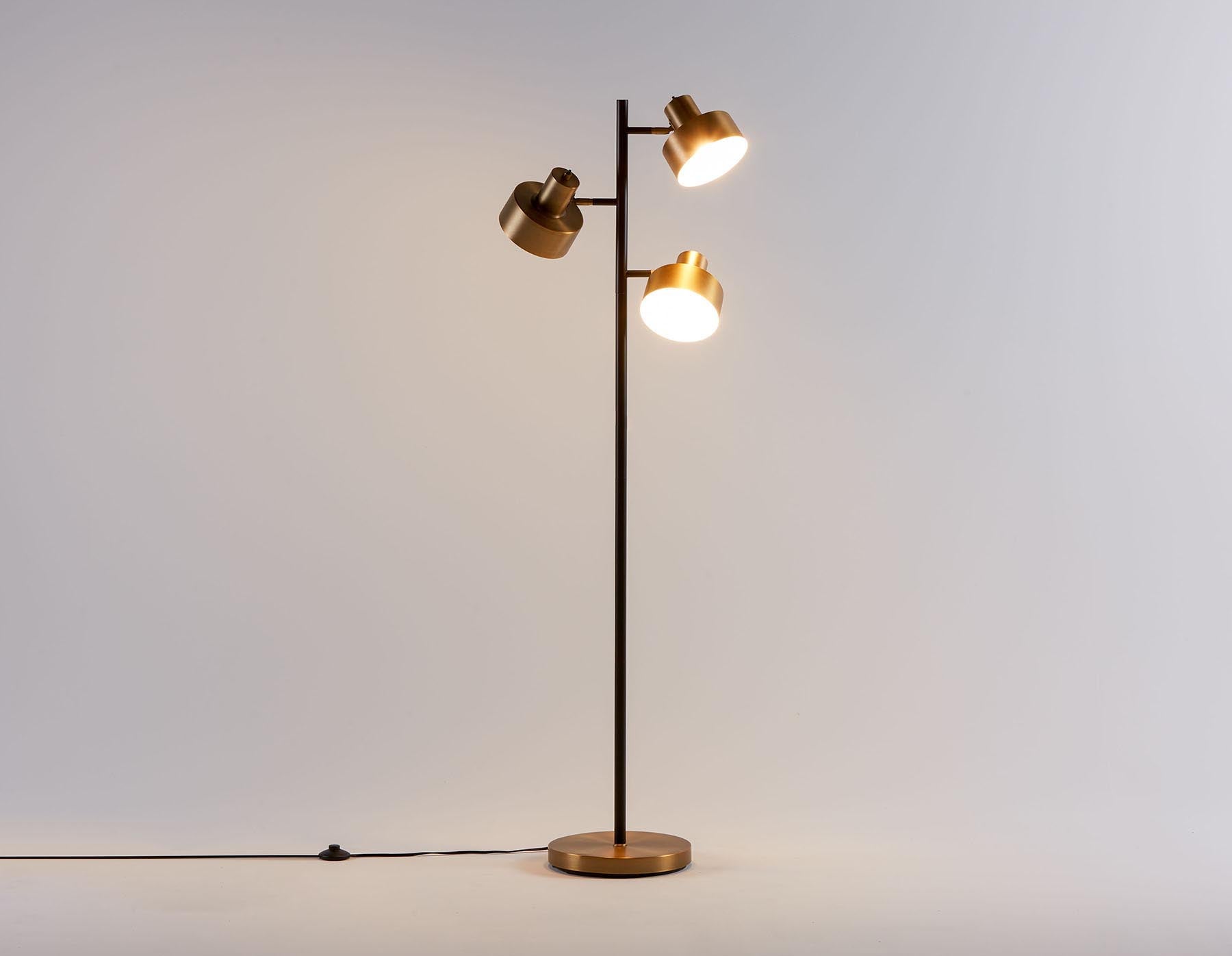 TUXA lampe sur pied 167 cm haut. undefined