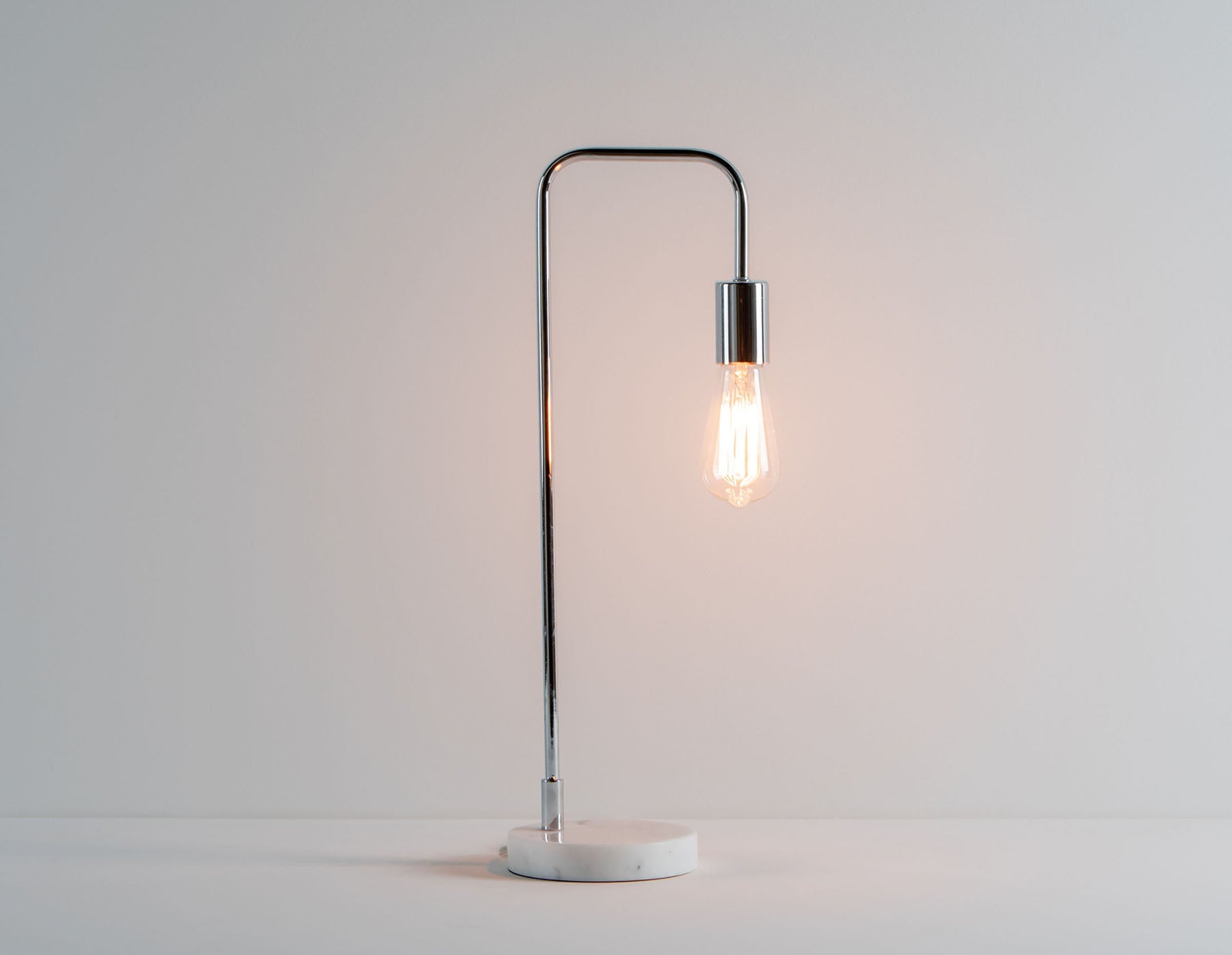 CLEARA lampe de table 57 cm haut. avec base en marbre undefined