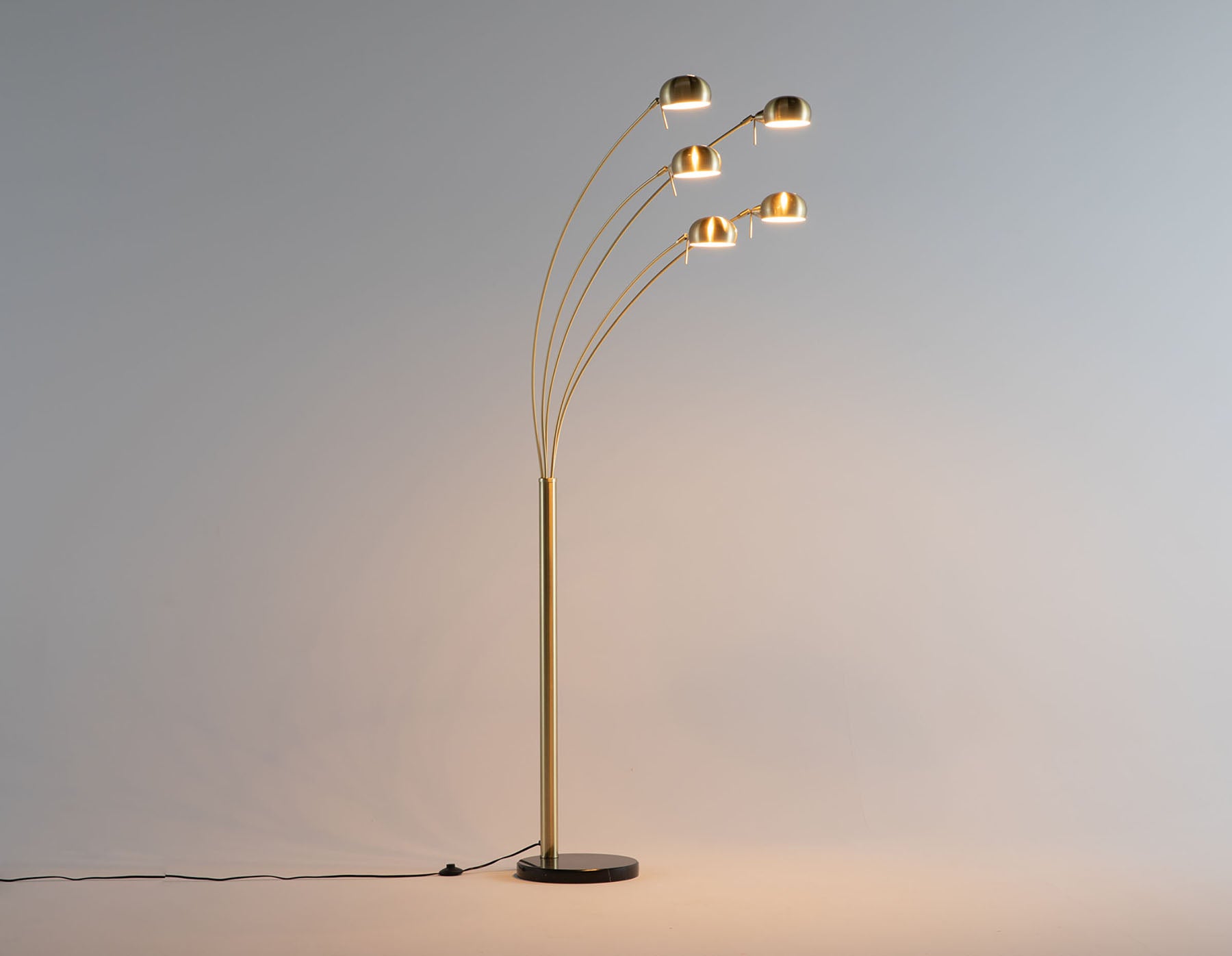 LYRA lampe sur pied 231 cm haut. undefined